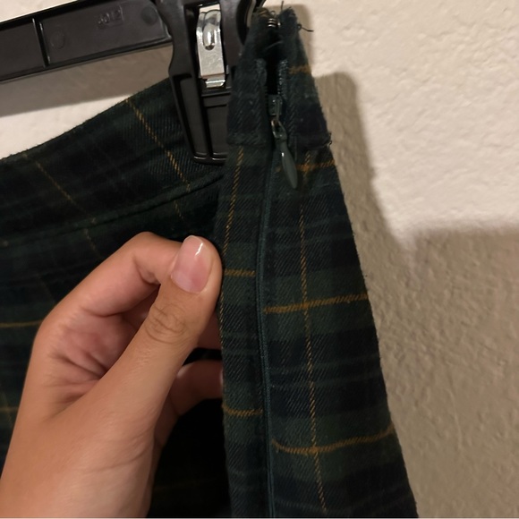 Hollister plaid skirt - Picture 4 of 4
